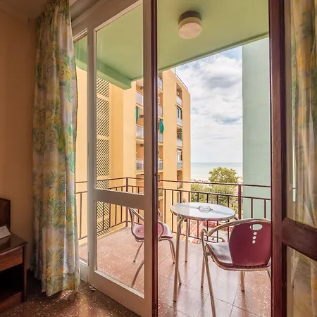 Checkin Garbi Hotell