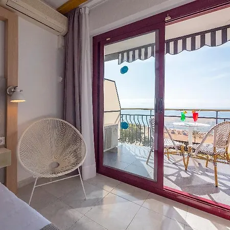 Checkin Garbi Hotell