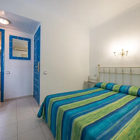 Checkin Garbi Hotel