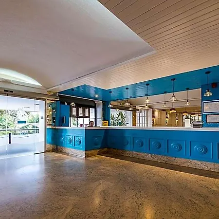 Checkin Garbí Hotel 3*