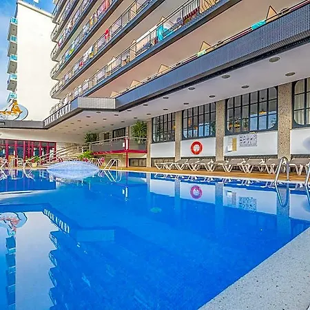 Checkin Garbí Hotel