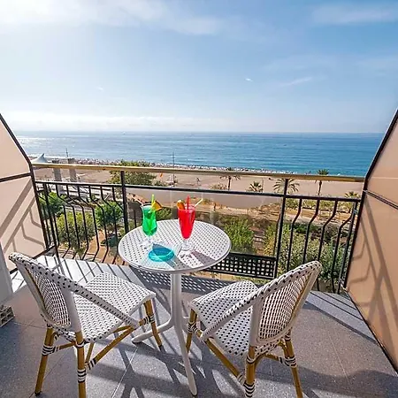 Hotel Checkin Garbí Calella