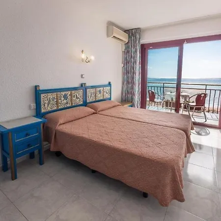 Checkin Garbi Hotel Calella
