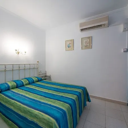 Hotel Checkin Garbí Calella