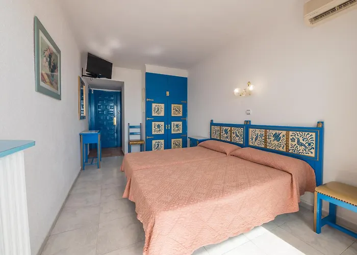 Ξενοδοχείο Checkin Garbi 3*
