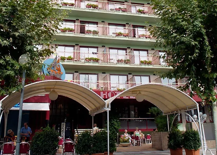 Checkin Garbi Ξενοδοχείο 3*